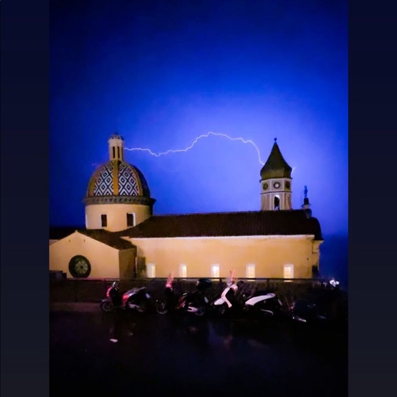 Meet your Posher, Terri - Picture 2 of 16